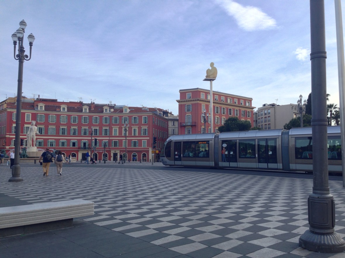Nice Damier Place Masséna